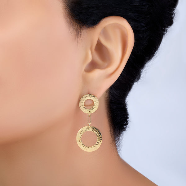 COMO HAMMERED DROP EARRING